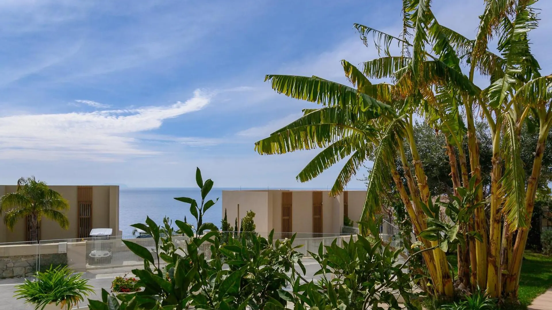 Aparthotel Miku Green Coast Paljasa