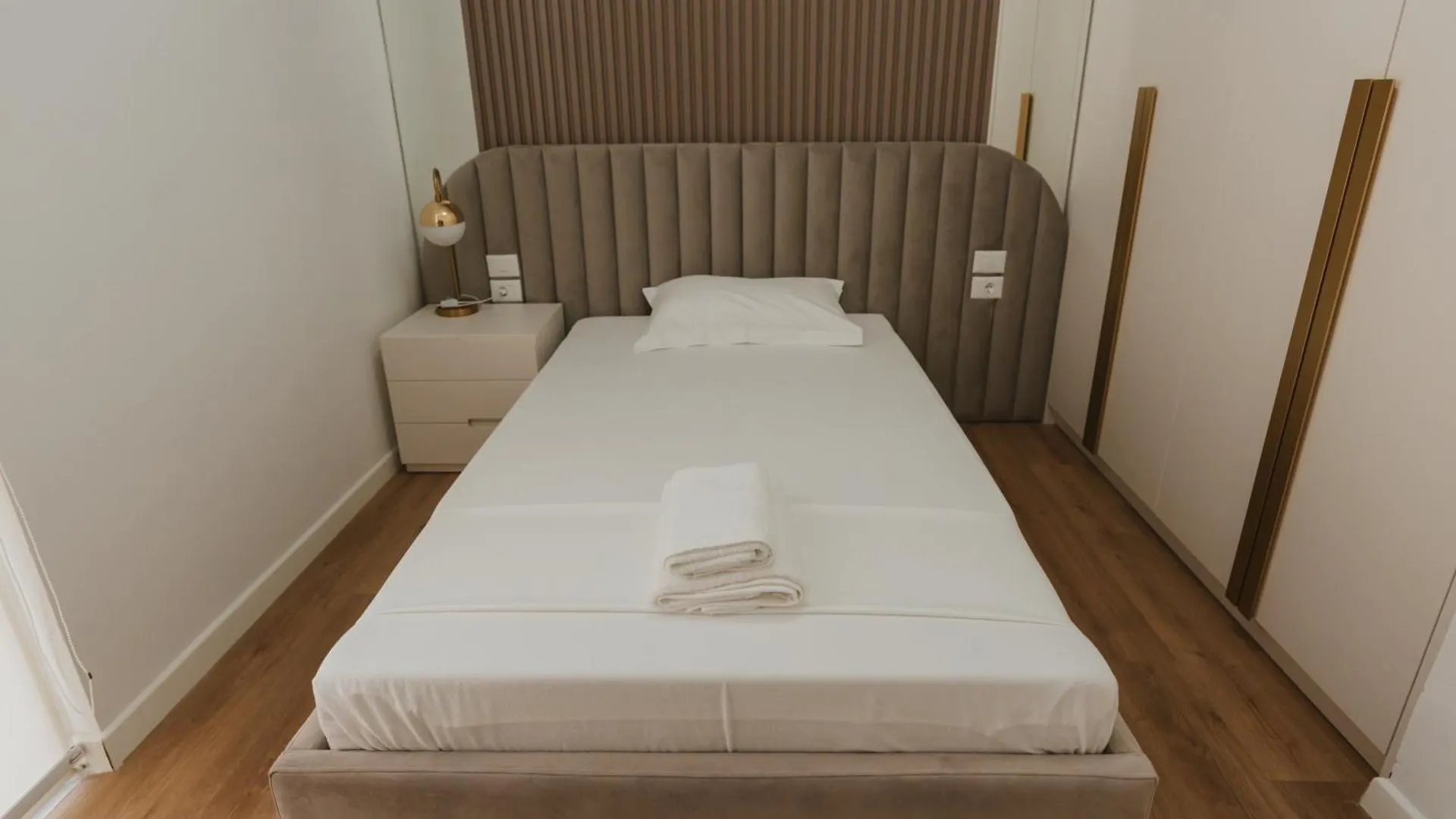 Miku Green Coast Palasë Lejlighedshotel