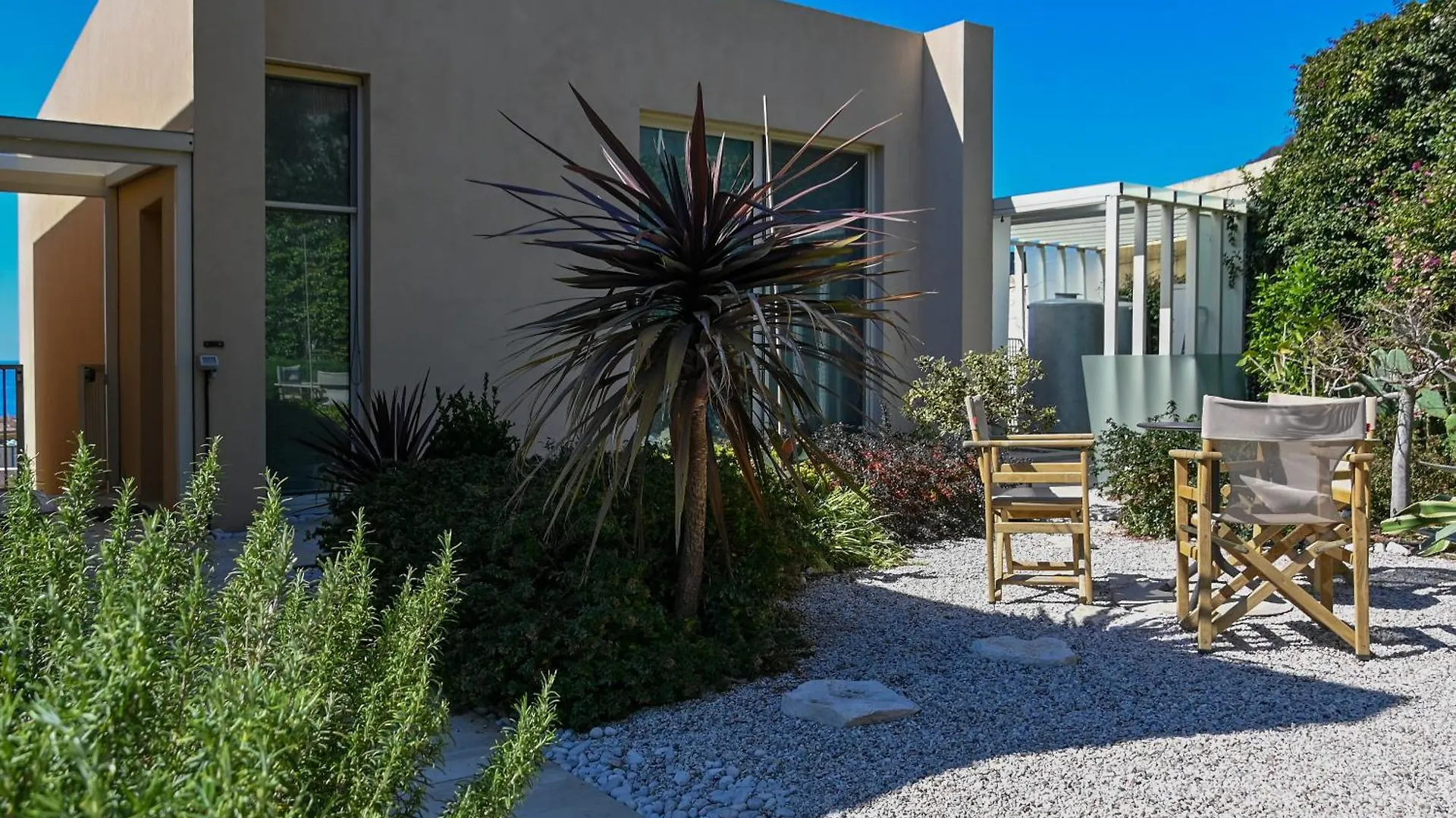 Aparthotel Miku Green Coast Palasë