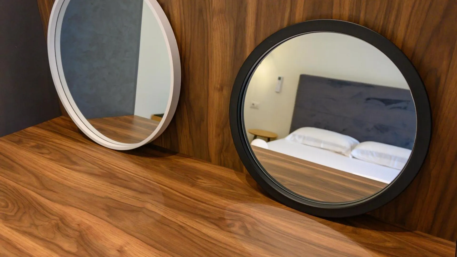 Aparthotel Miku Green Coast Palasë